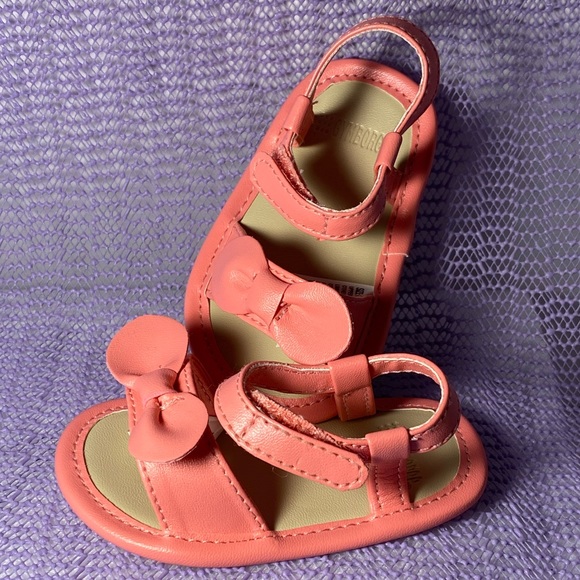 3/$20 💞Gymboree Infant Sandals - Picture 4 of 5